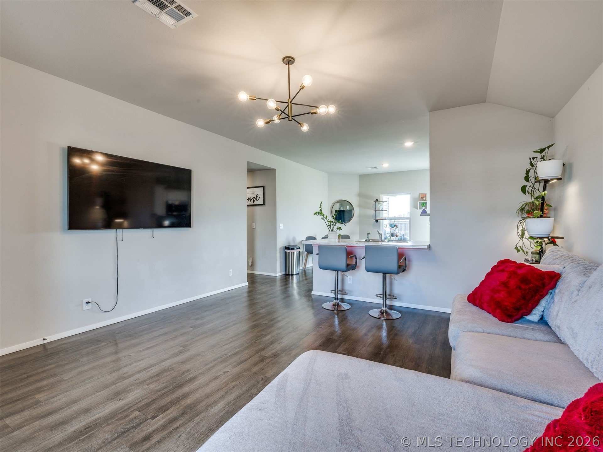 3804 S 146 East Avenue