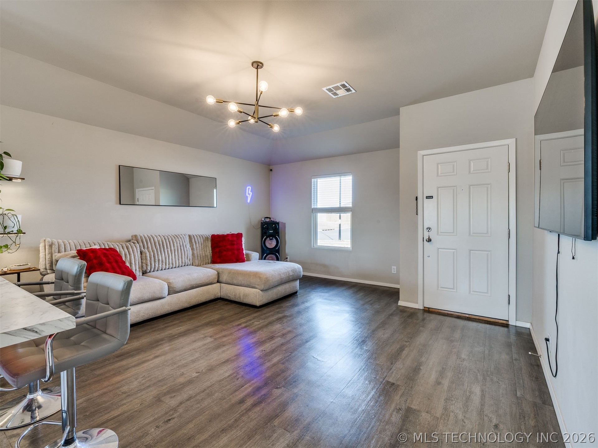 3804 S 146 East Avenue