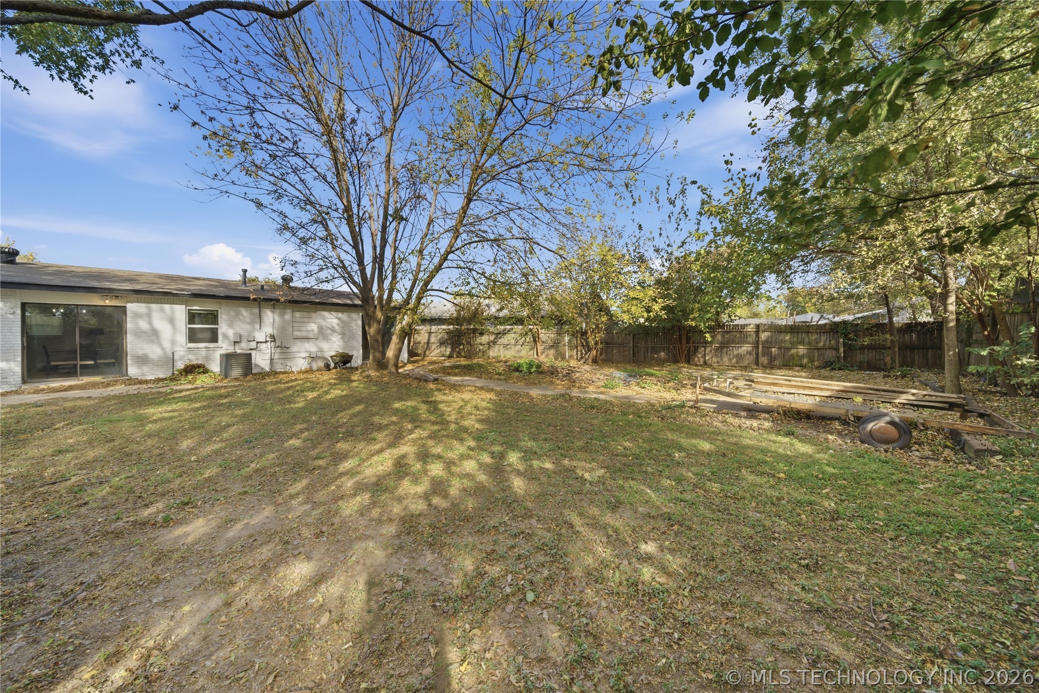 12520 E 25th Street