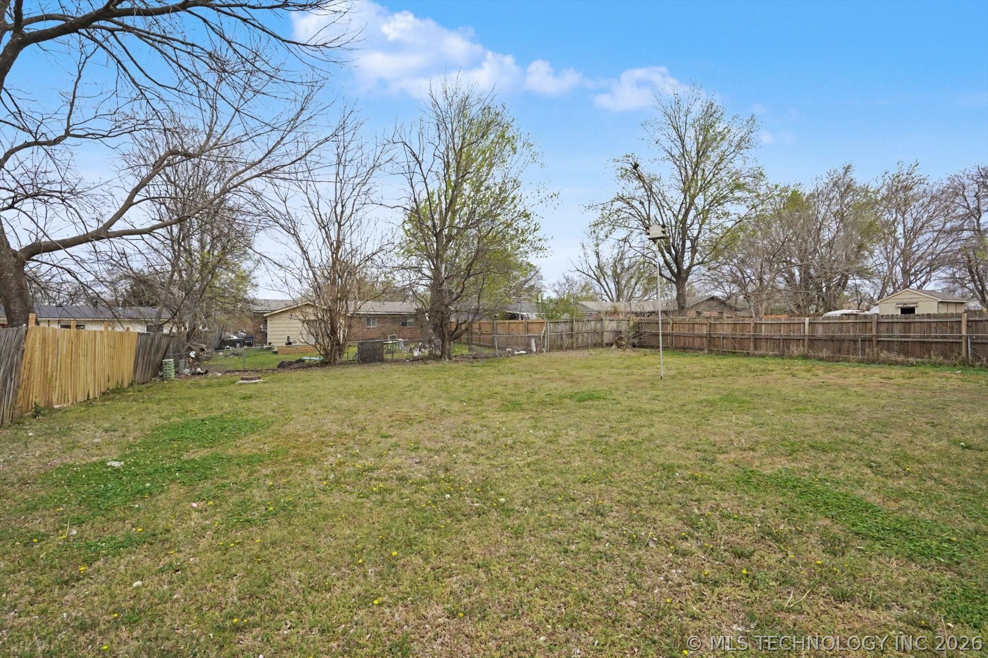 2141 S 120th East Avenue