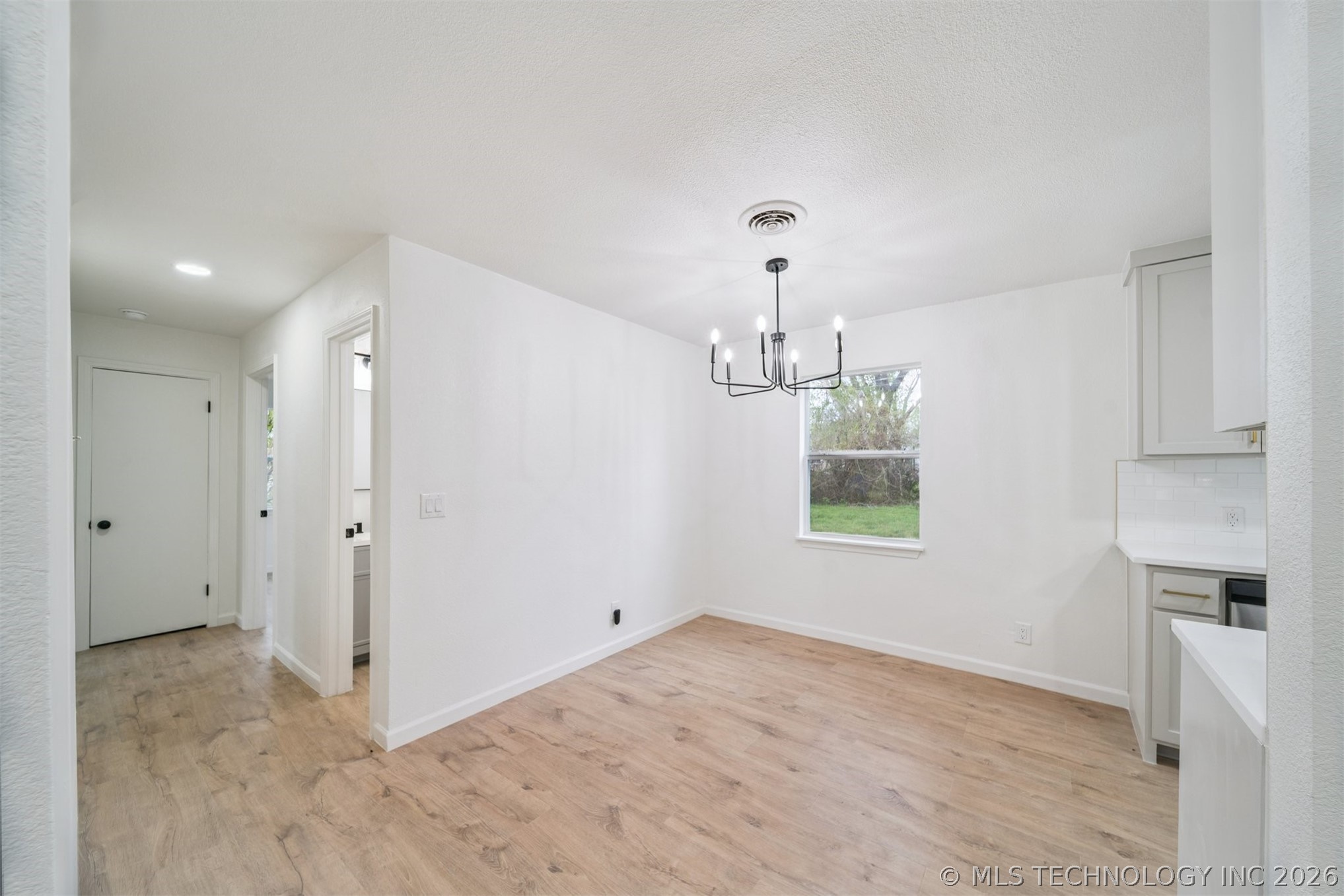 4620 N Saint Louis Avenue