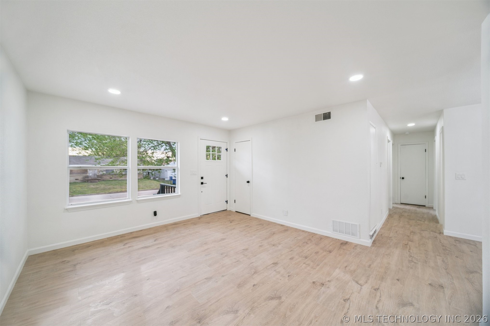 4620 N Saint Louis Avenue