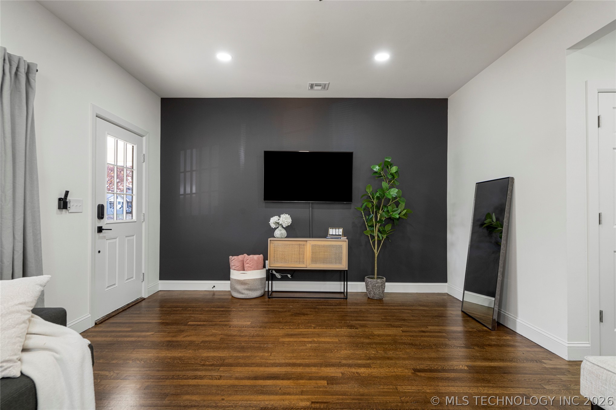 314 N Tacoma Avenue
