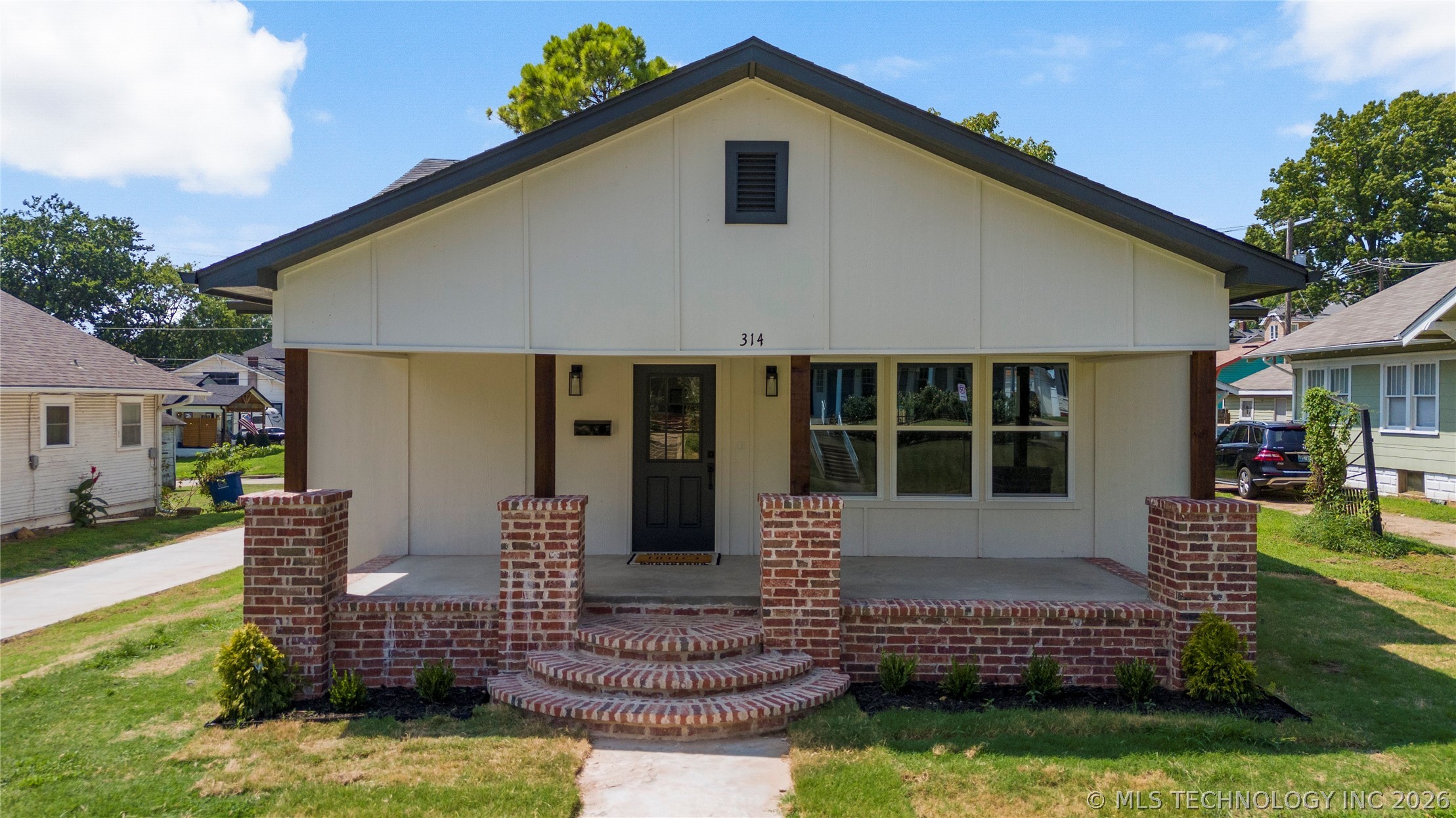 314 N Tacoma Avenue