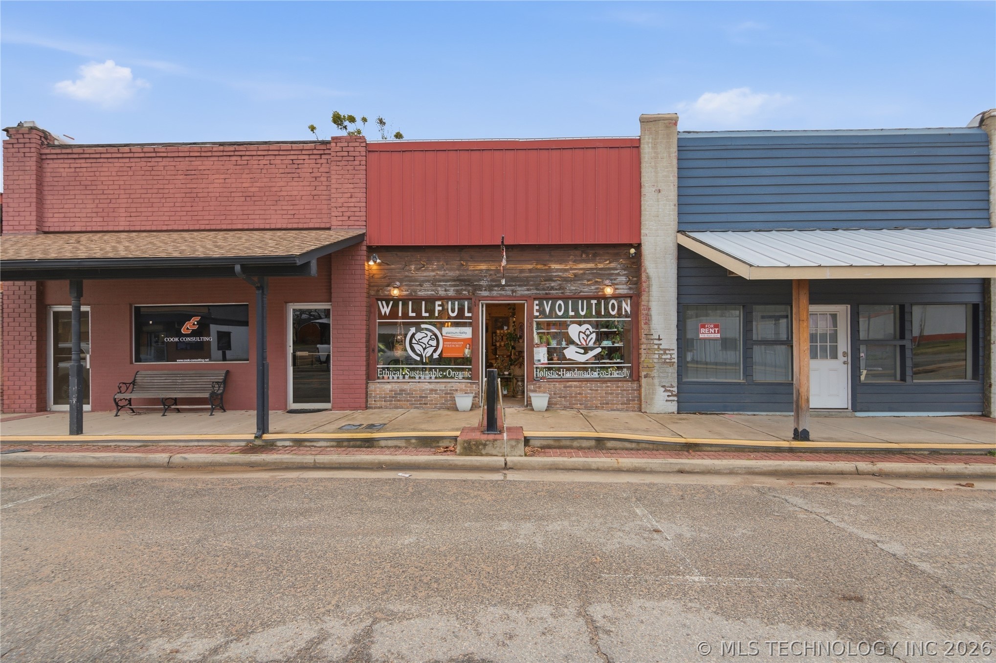 131 N Lee