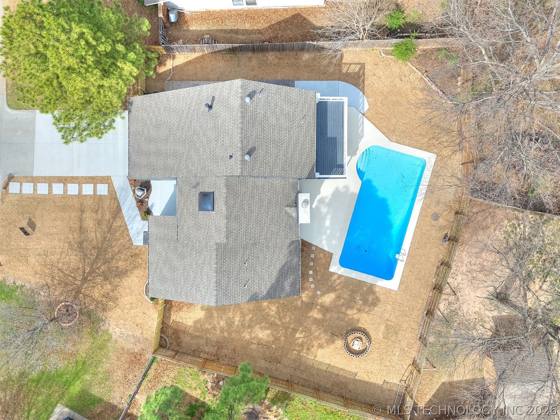 8408 E 64th Place