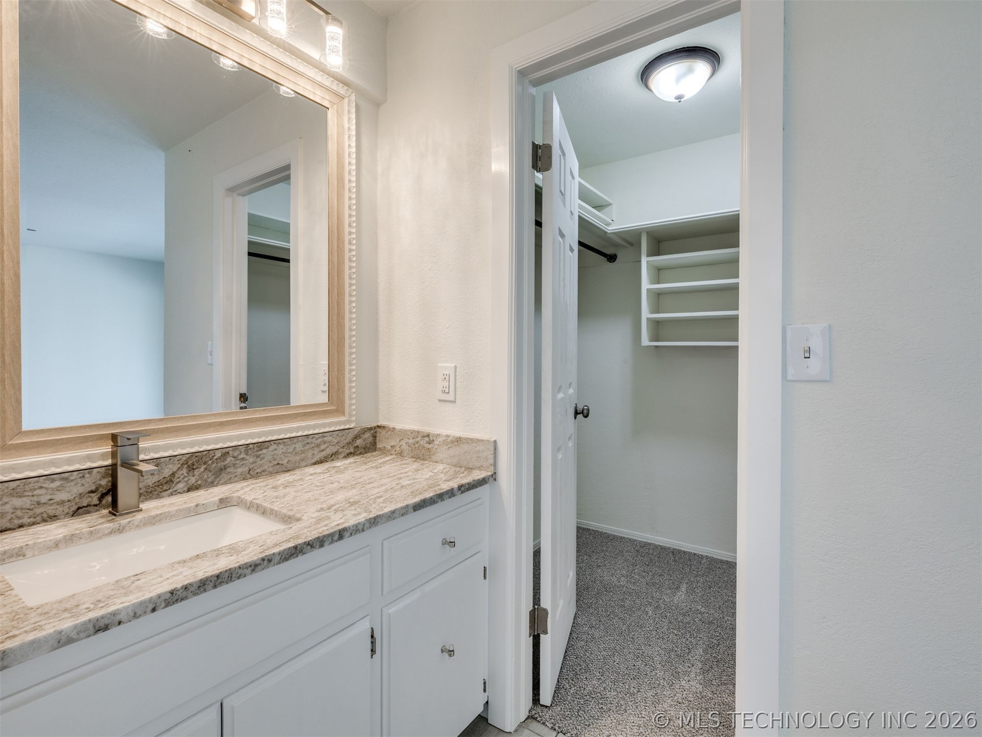 8408 E 64th Place