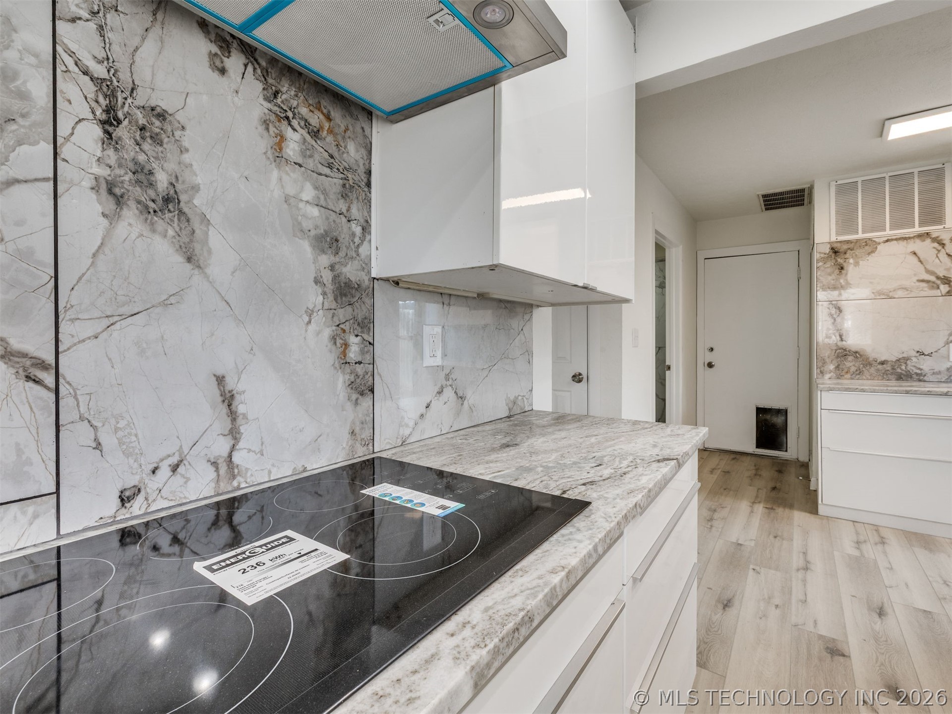 8408 E 64th Place