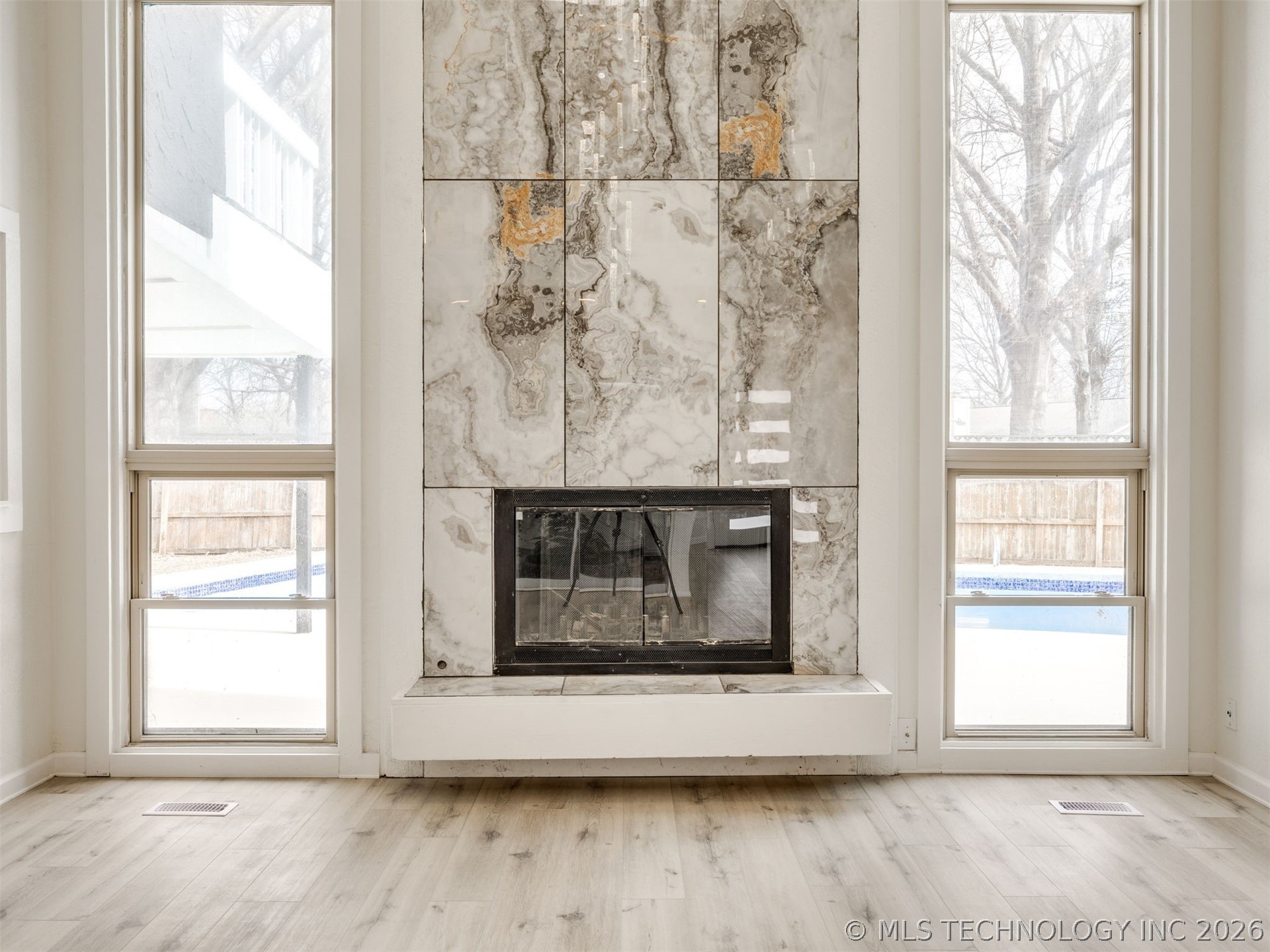 8408 E 64th Place