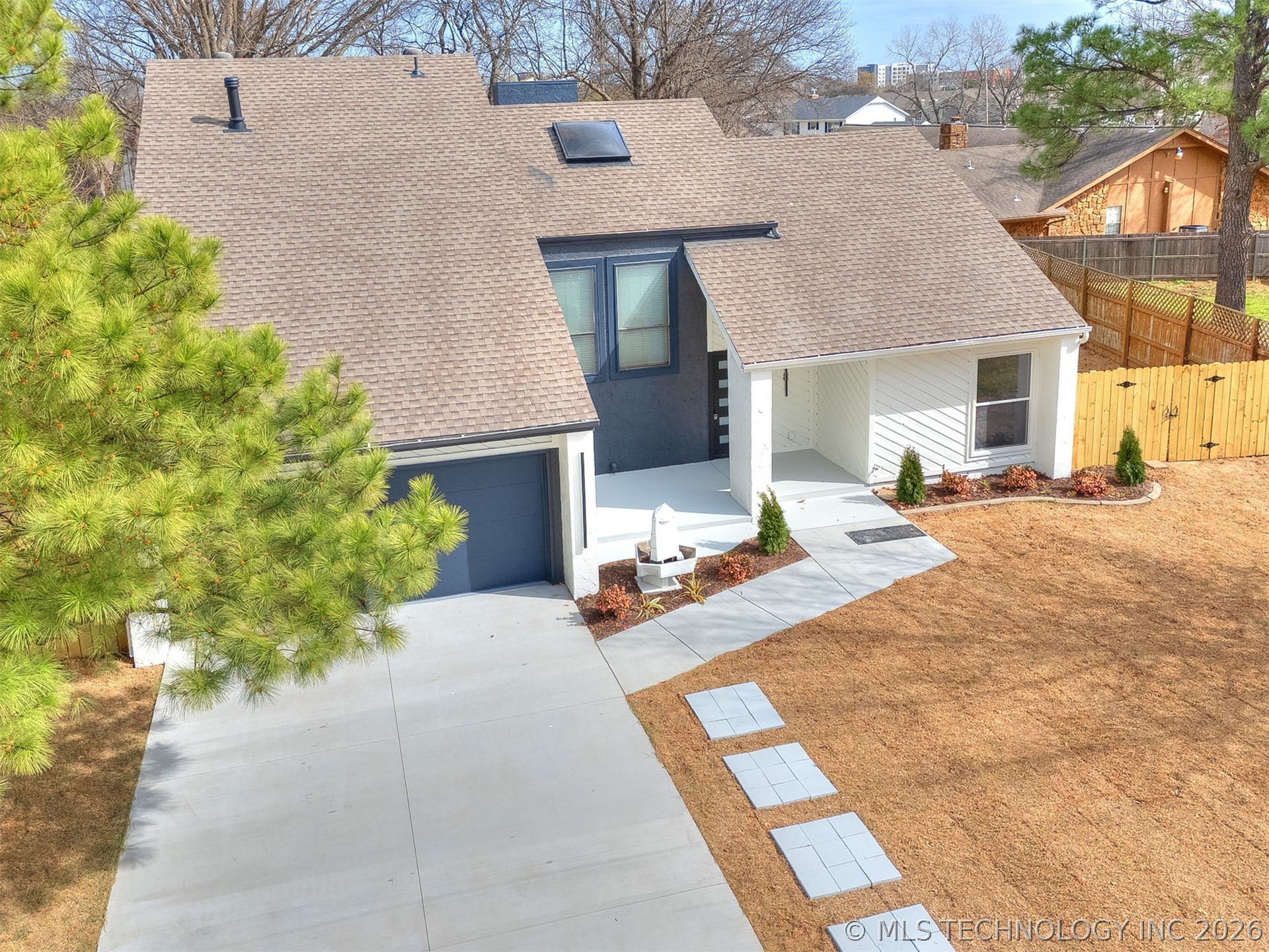 8408 E 64th Place
