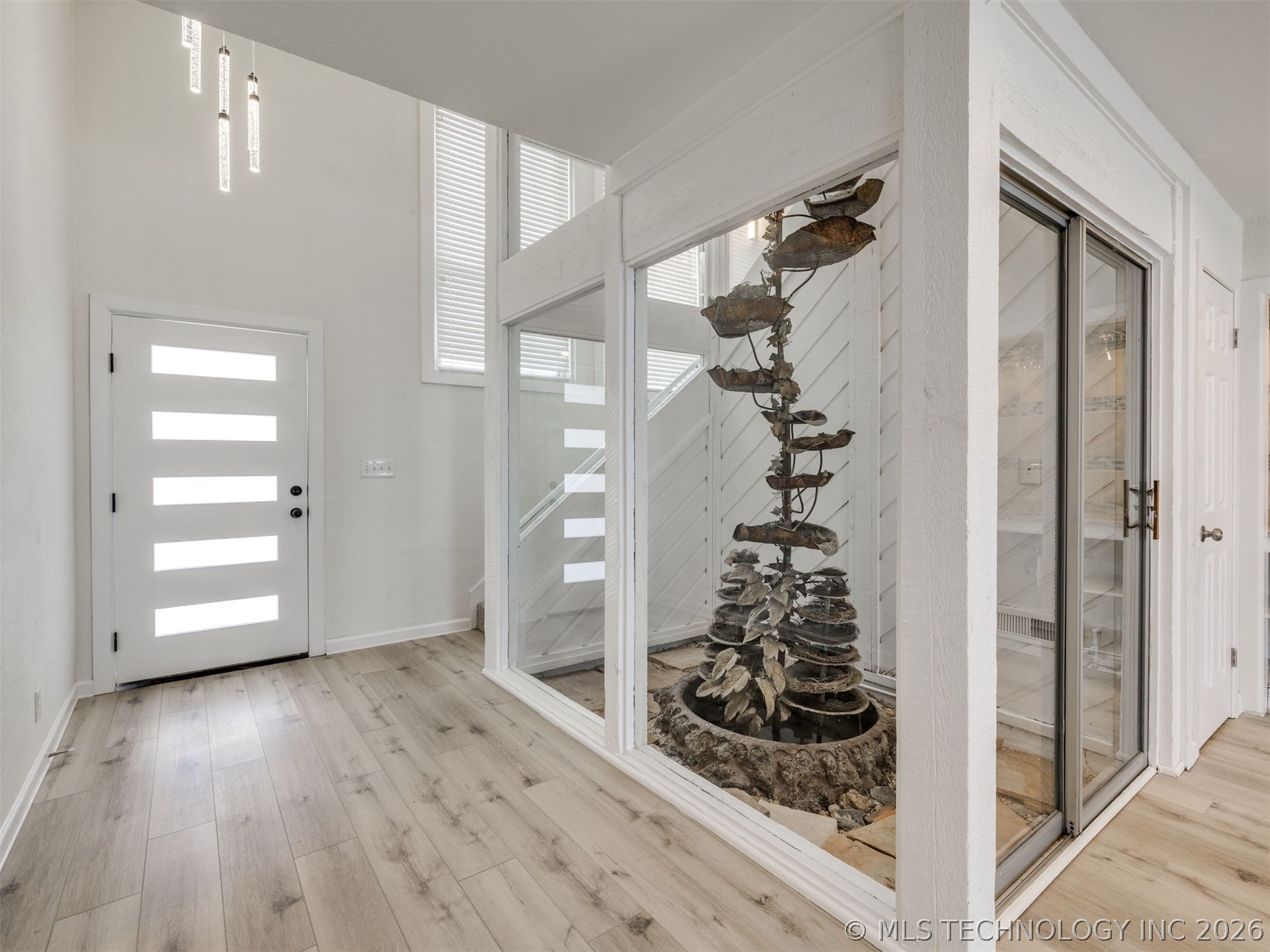 8408 E 64th Place