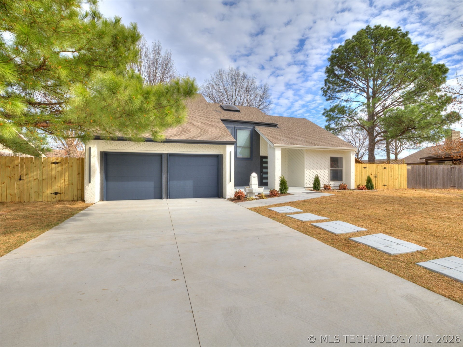 8408 E 64th Place