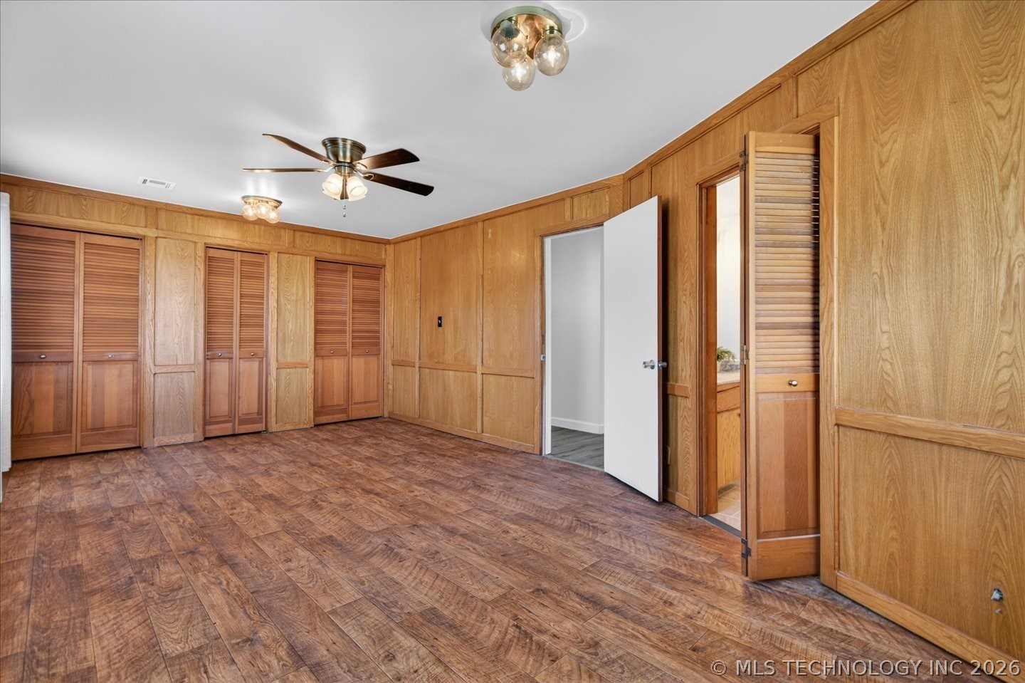 4318 Michigan Street