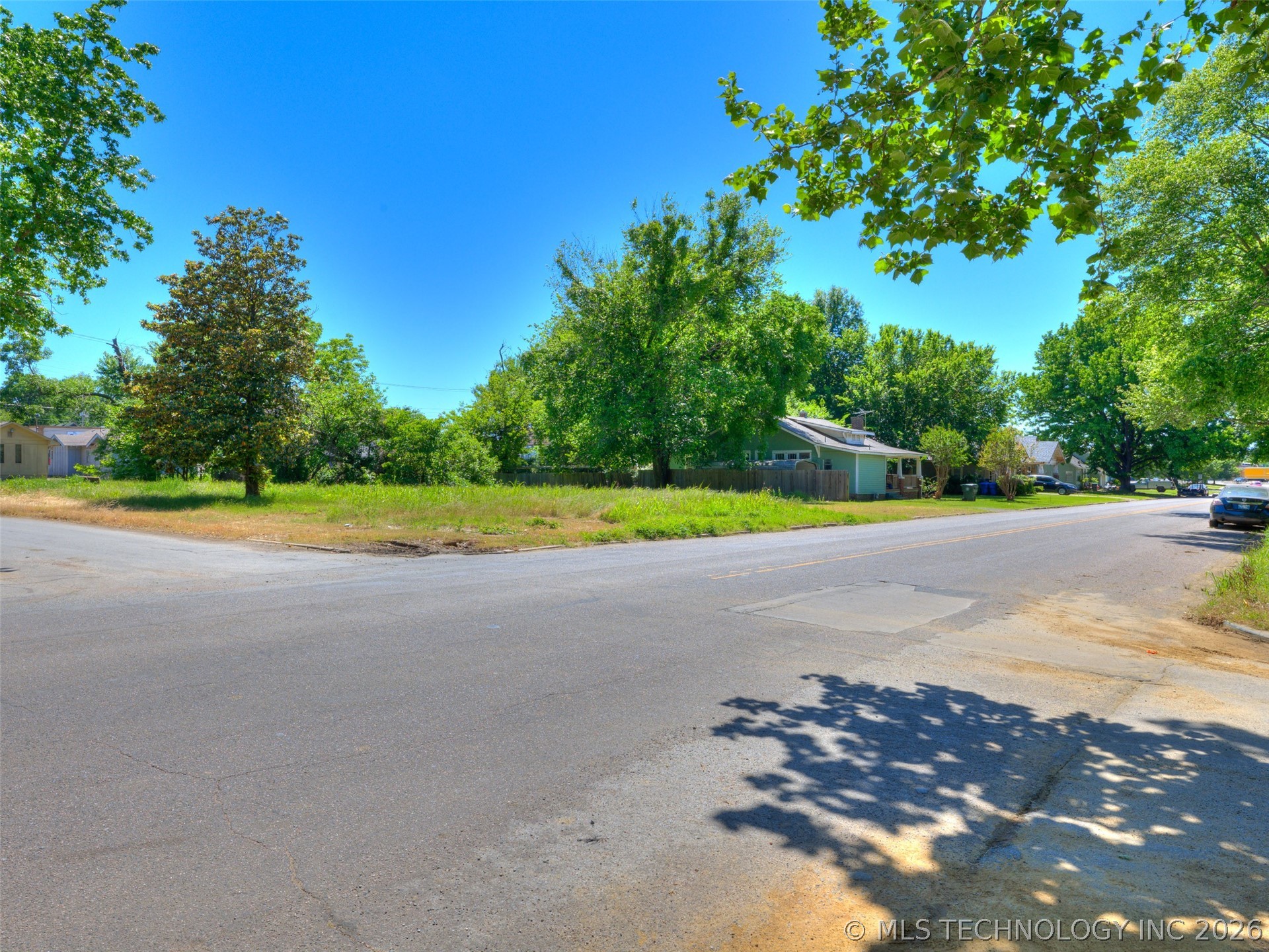2901 W Broadway Street