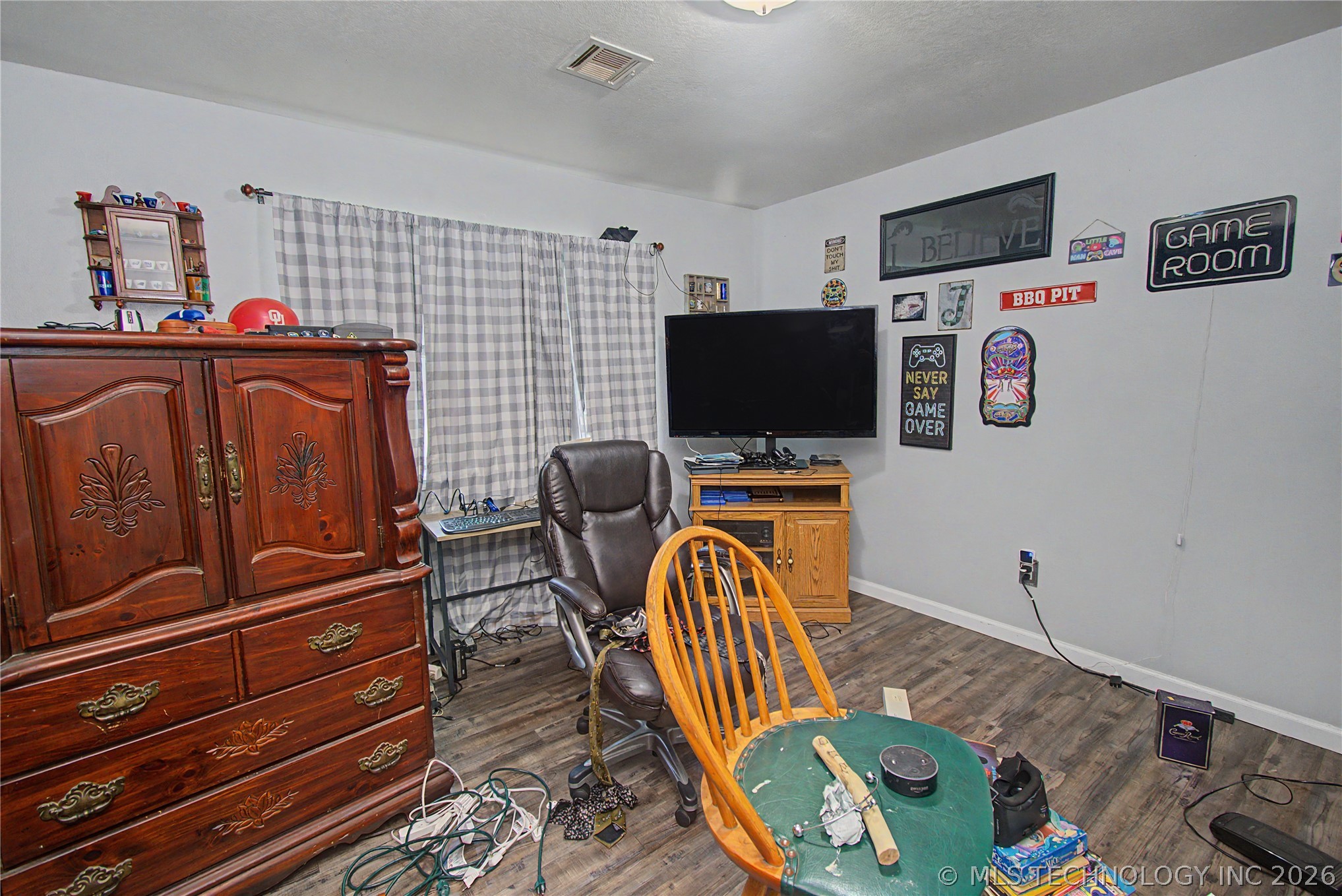 109 Foltz Ln