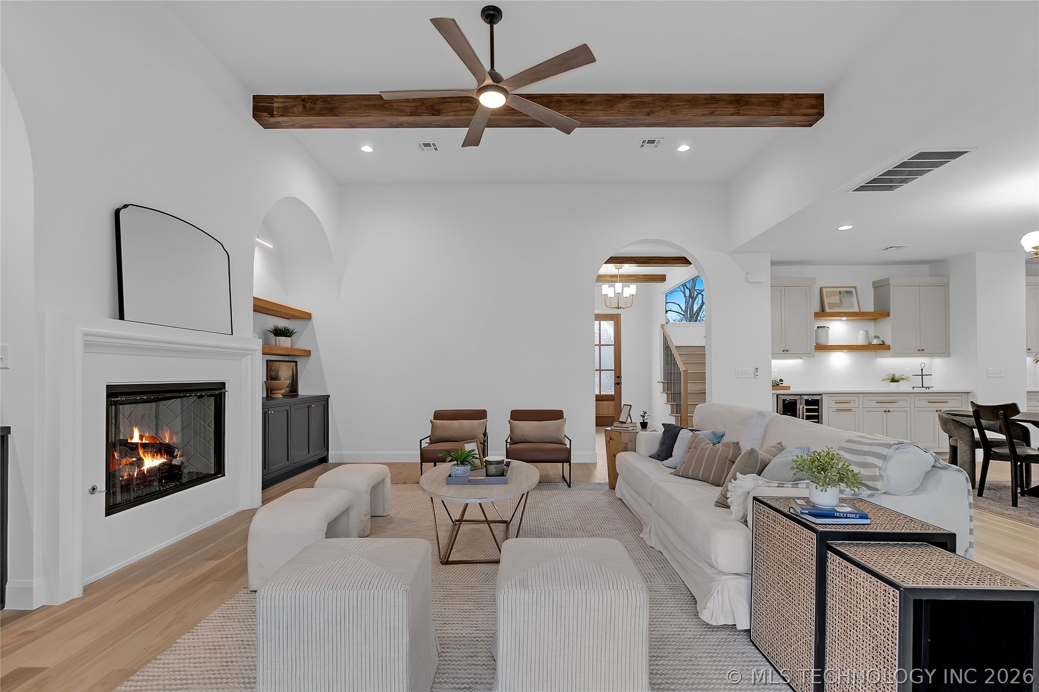 515 W El Paso Street