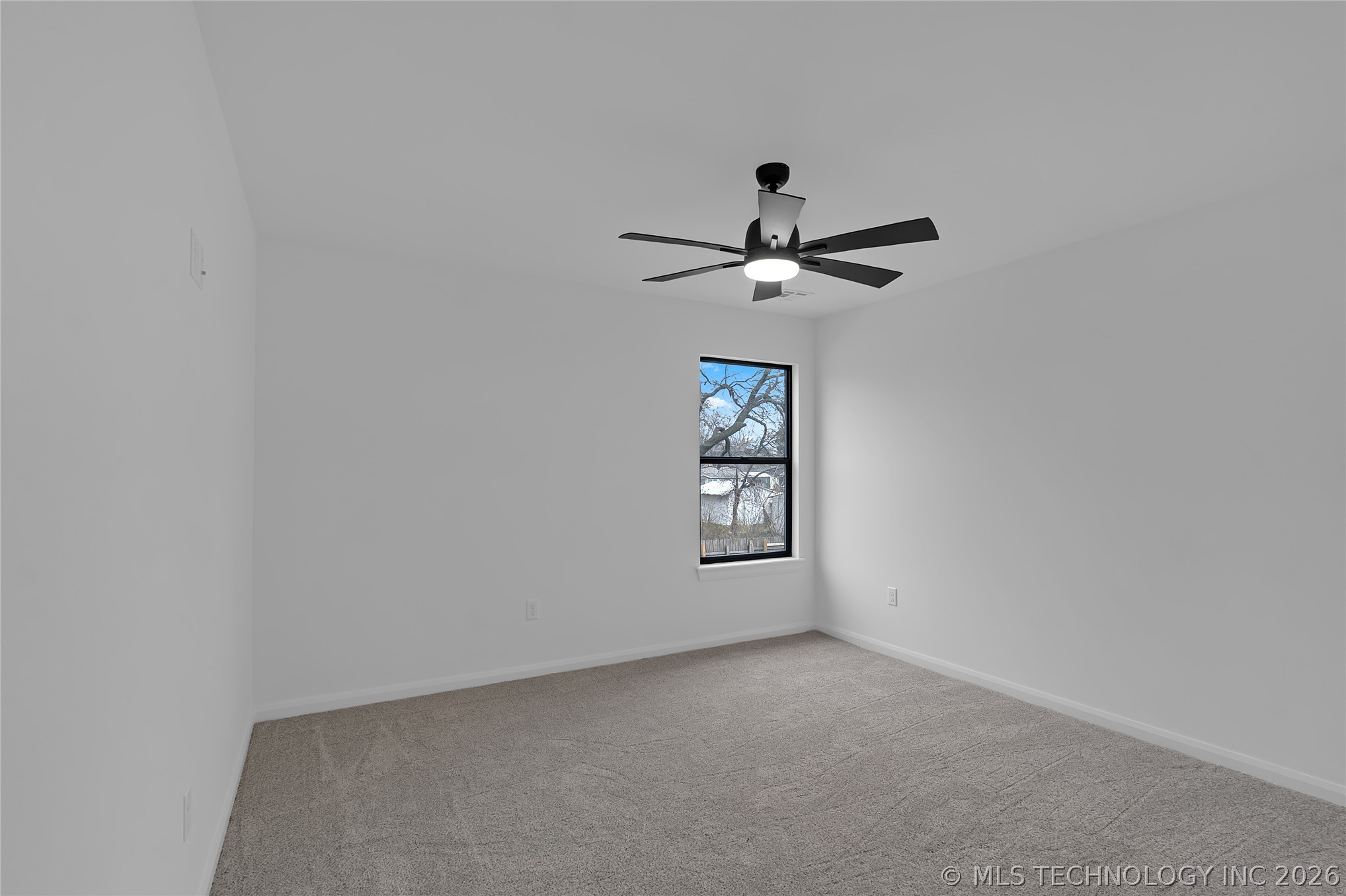 515 W El Paso Street