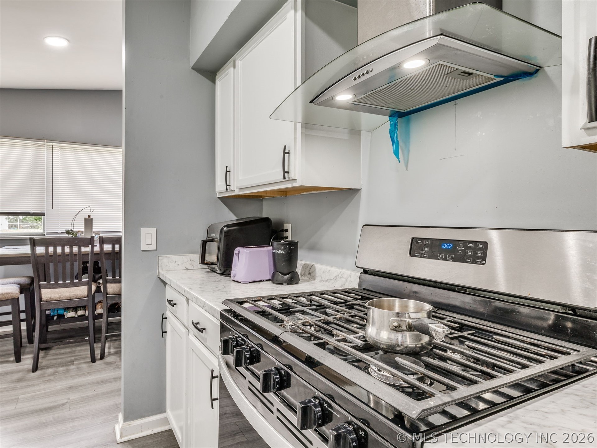 905 S 30th
