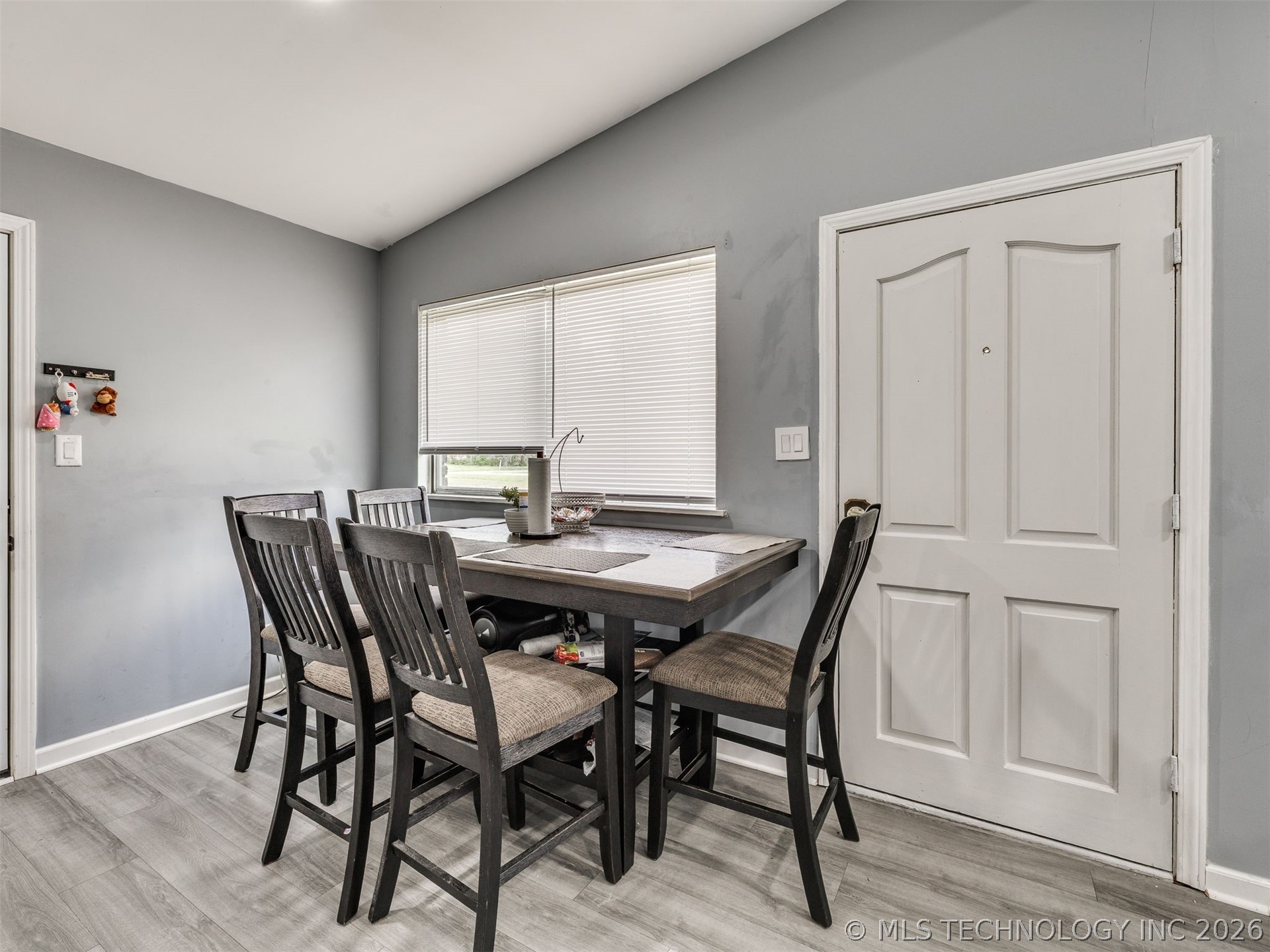 905 S 30th