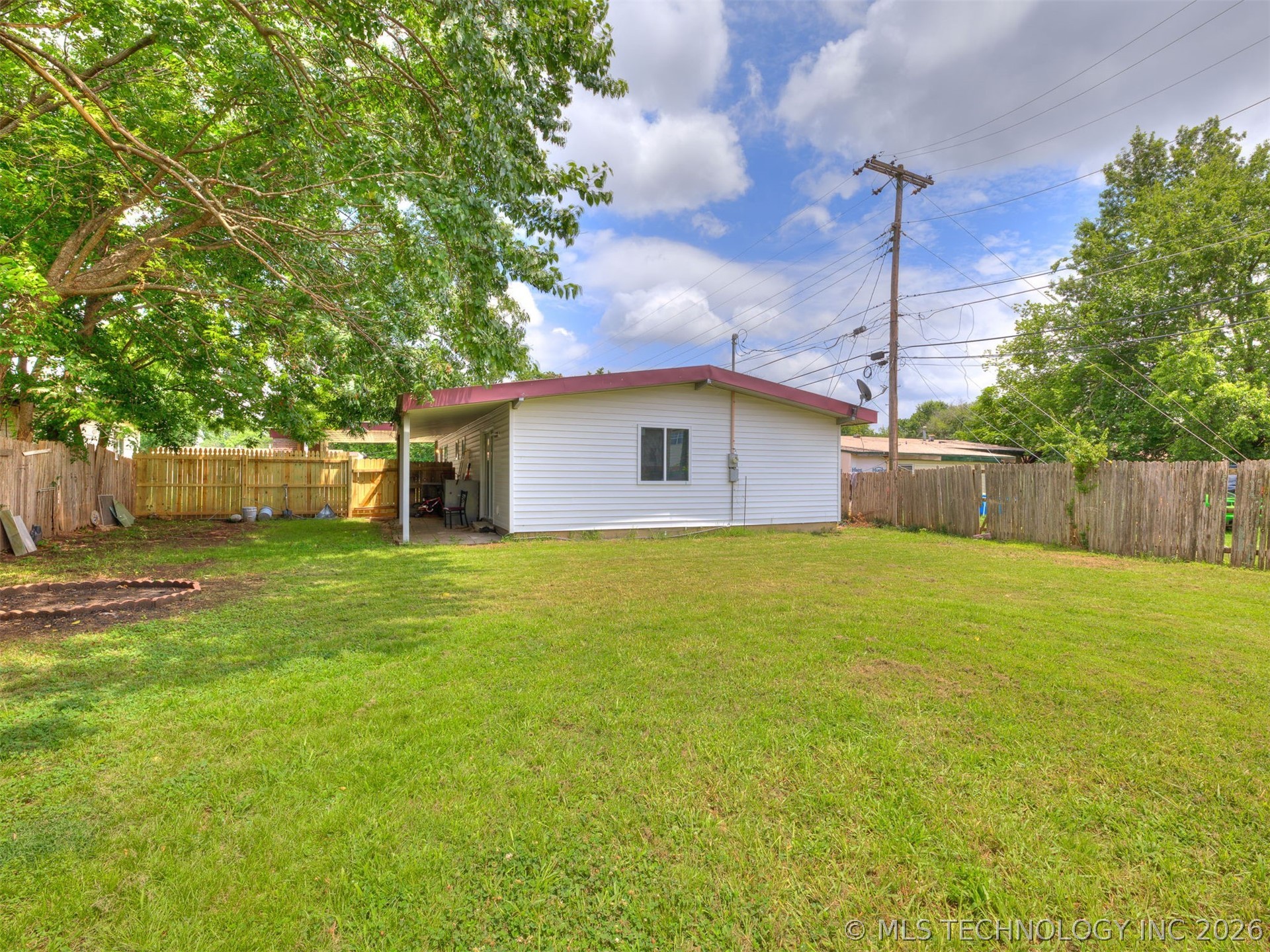 905 S 30th