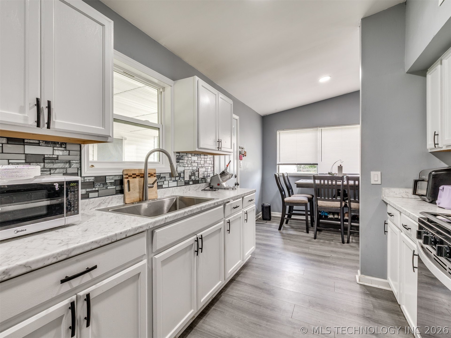 905 S 30th