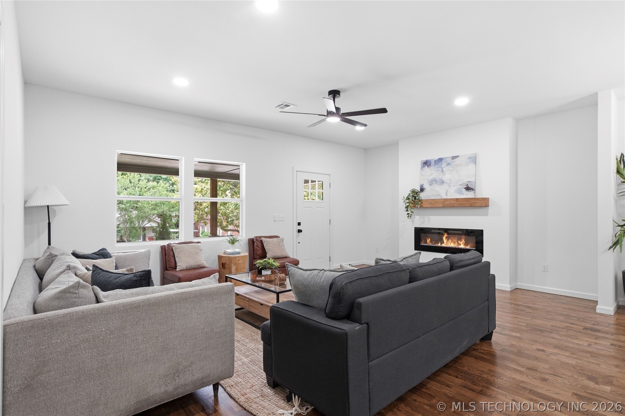 215 N Tacoma Avenue