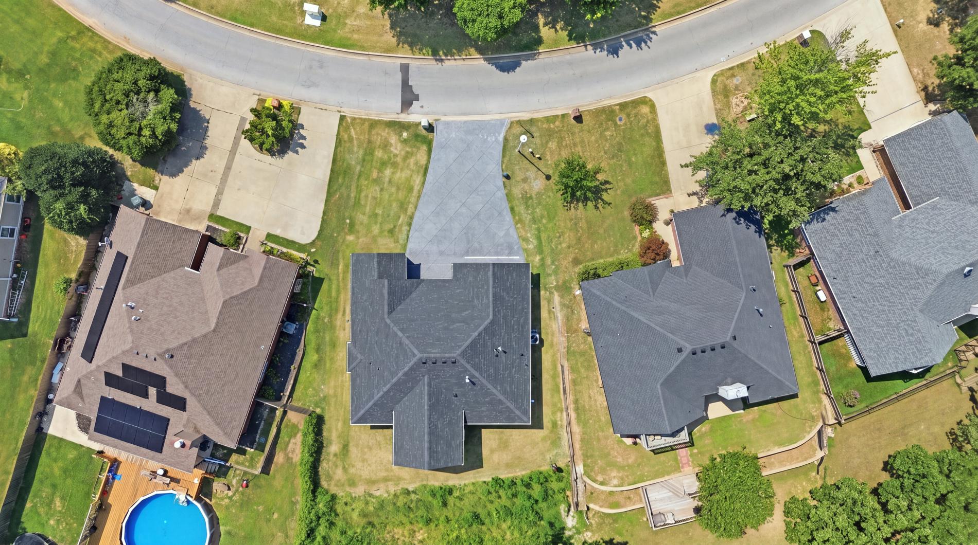 4001 Rolling Oaks Drive