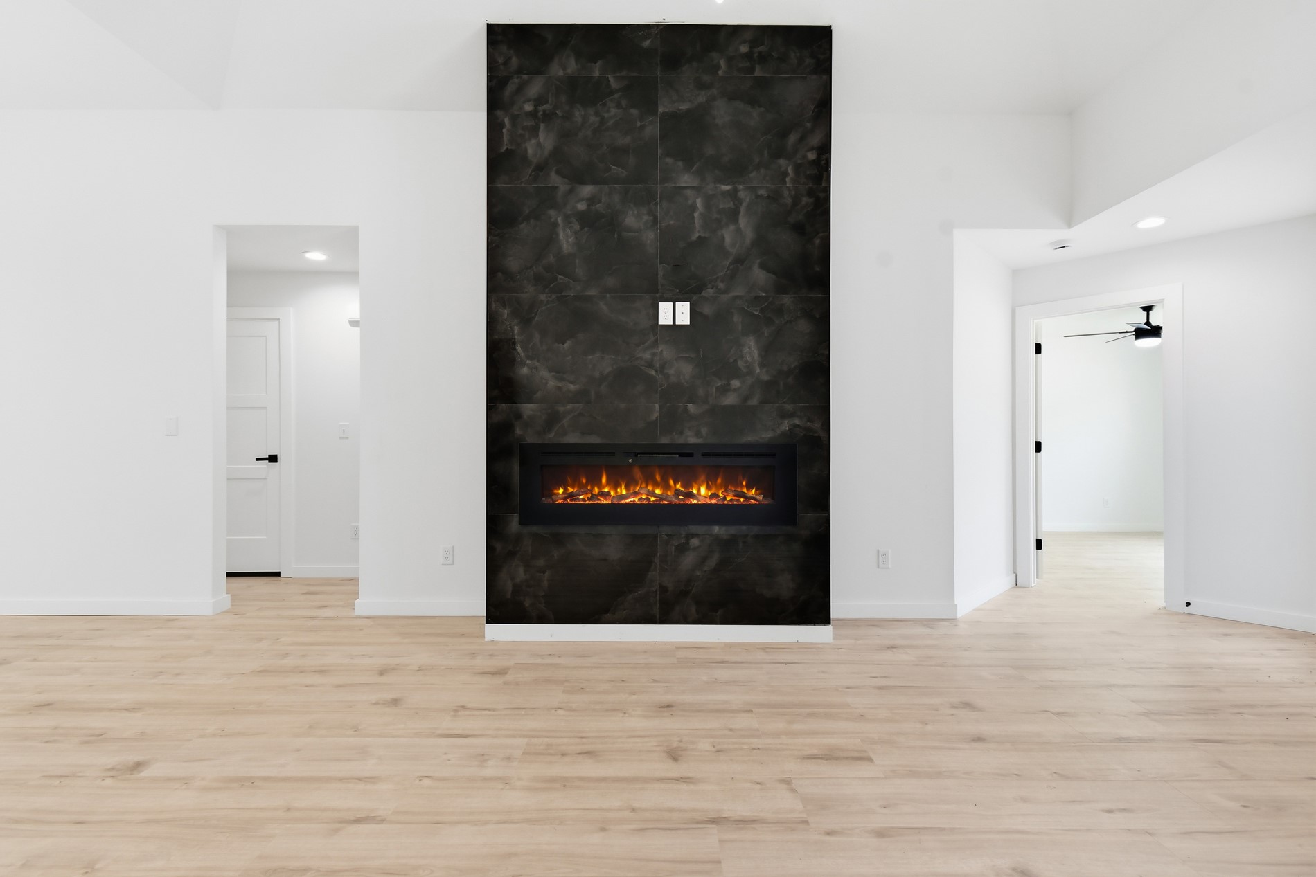 4001 Rolling Oaks Drive