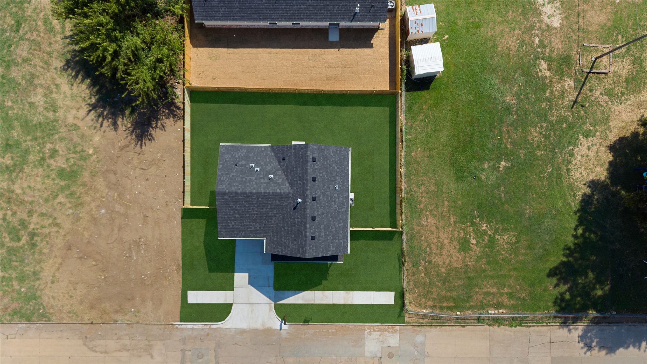1048 E Young Place