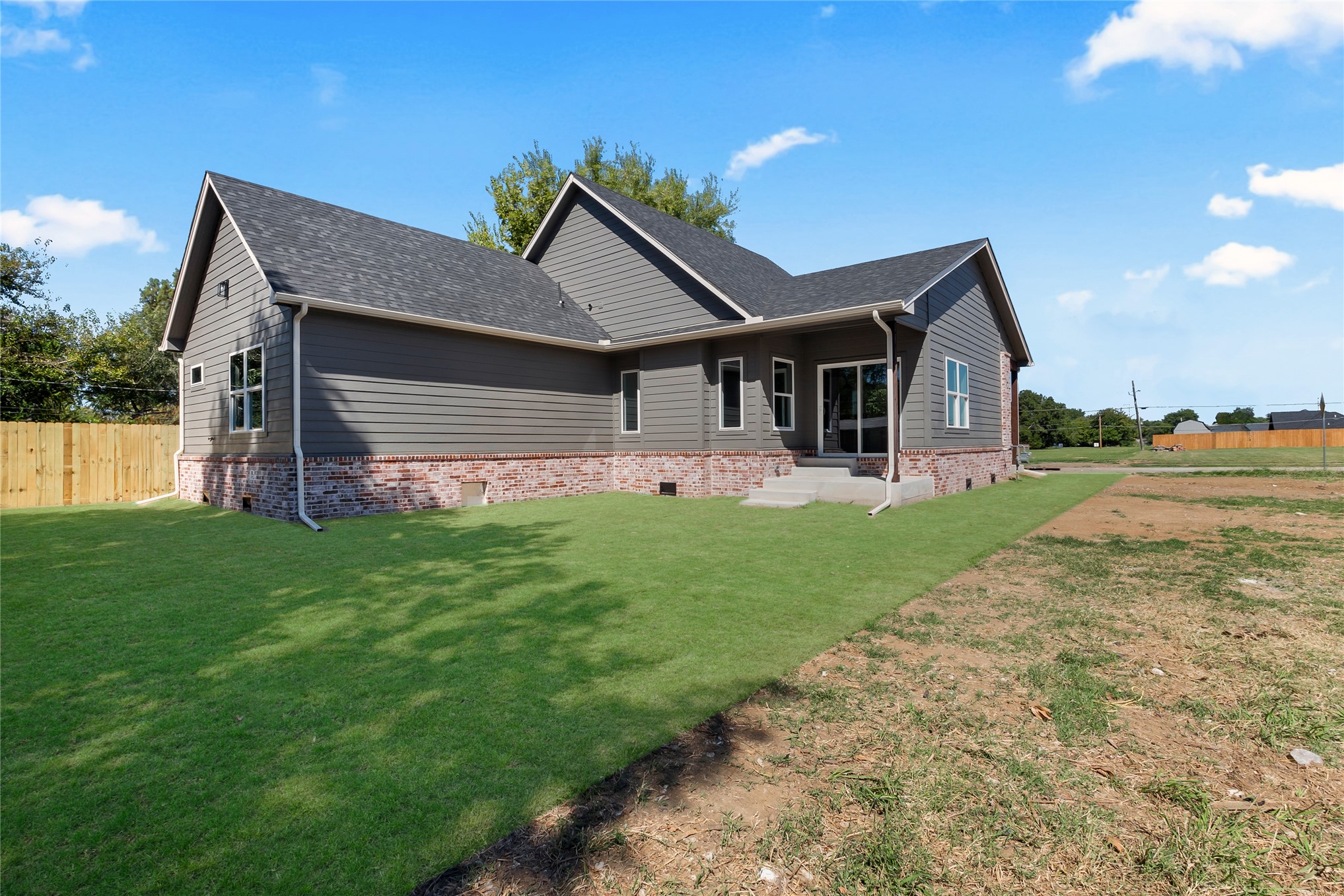 620 E Seminole Place
