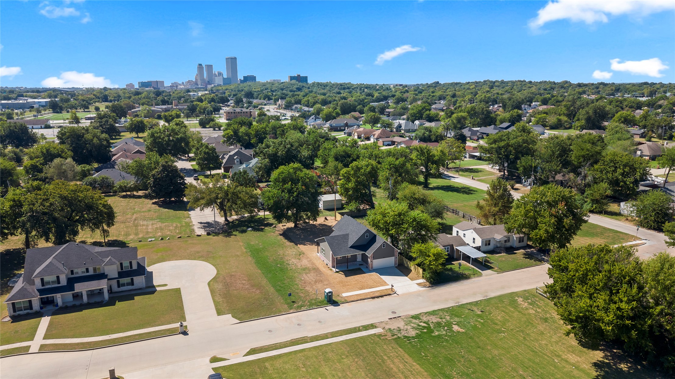 620 E Seminole Place