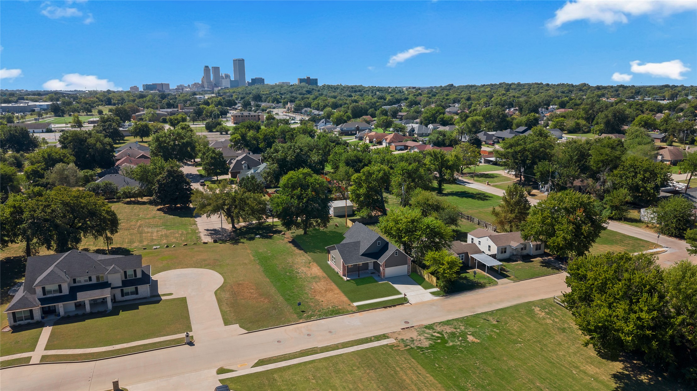 620 E Seminole Place