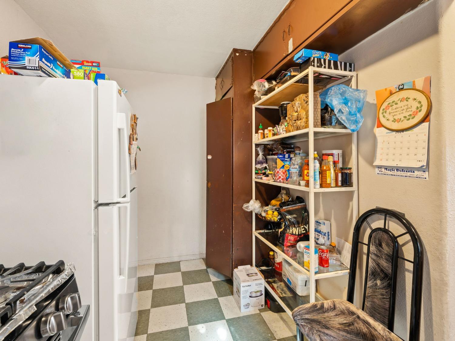 19064 Standish Avenue