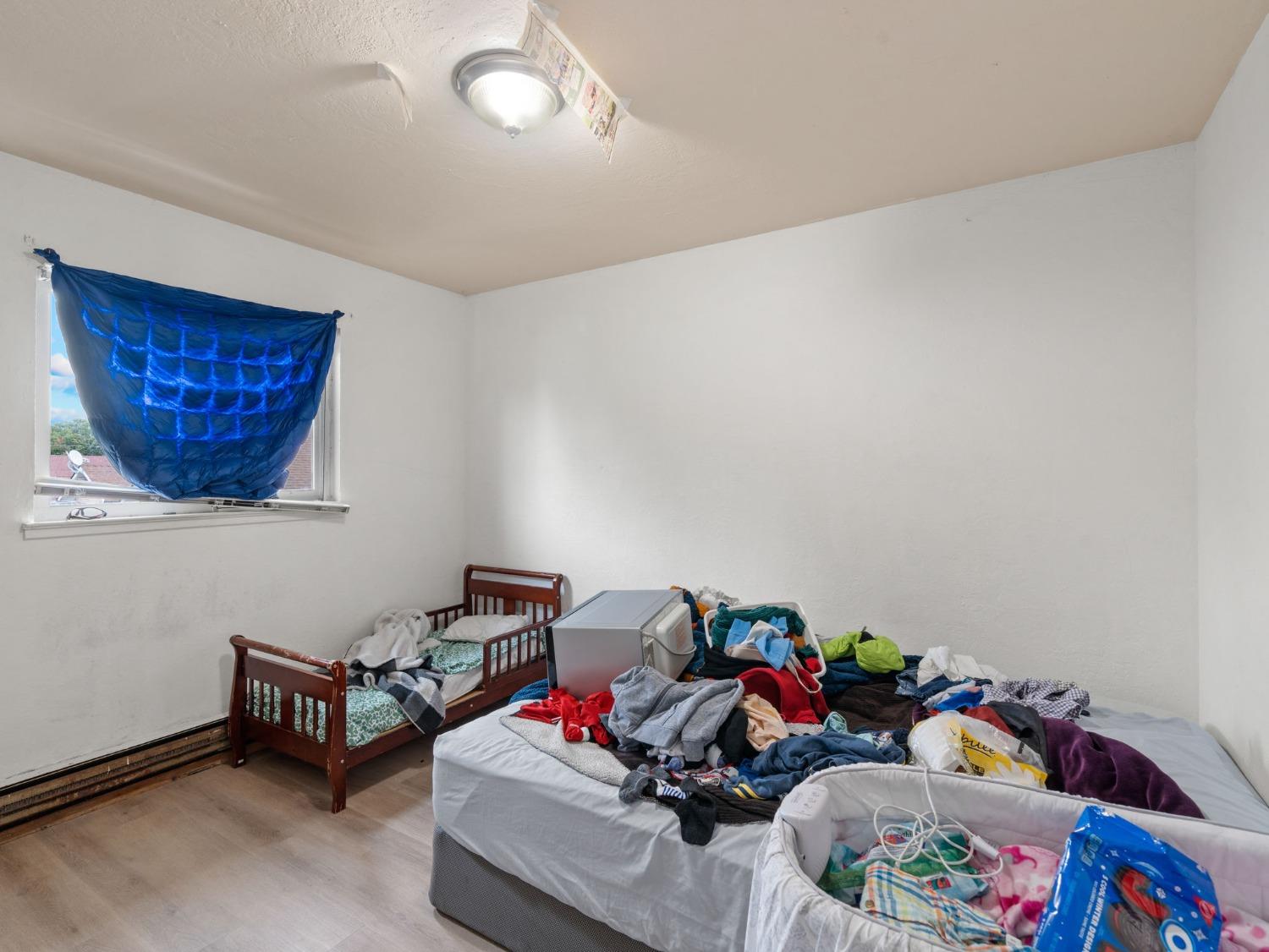 19064 Standish Avenue