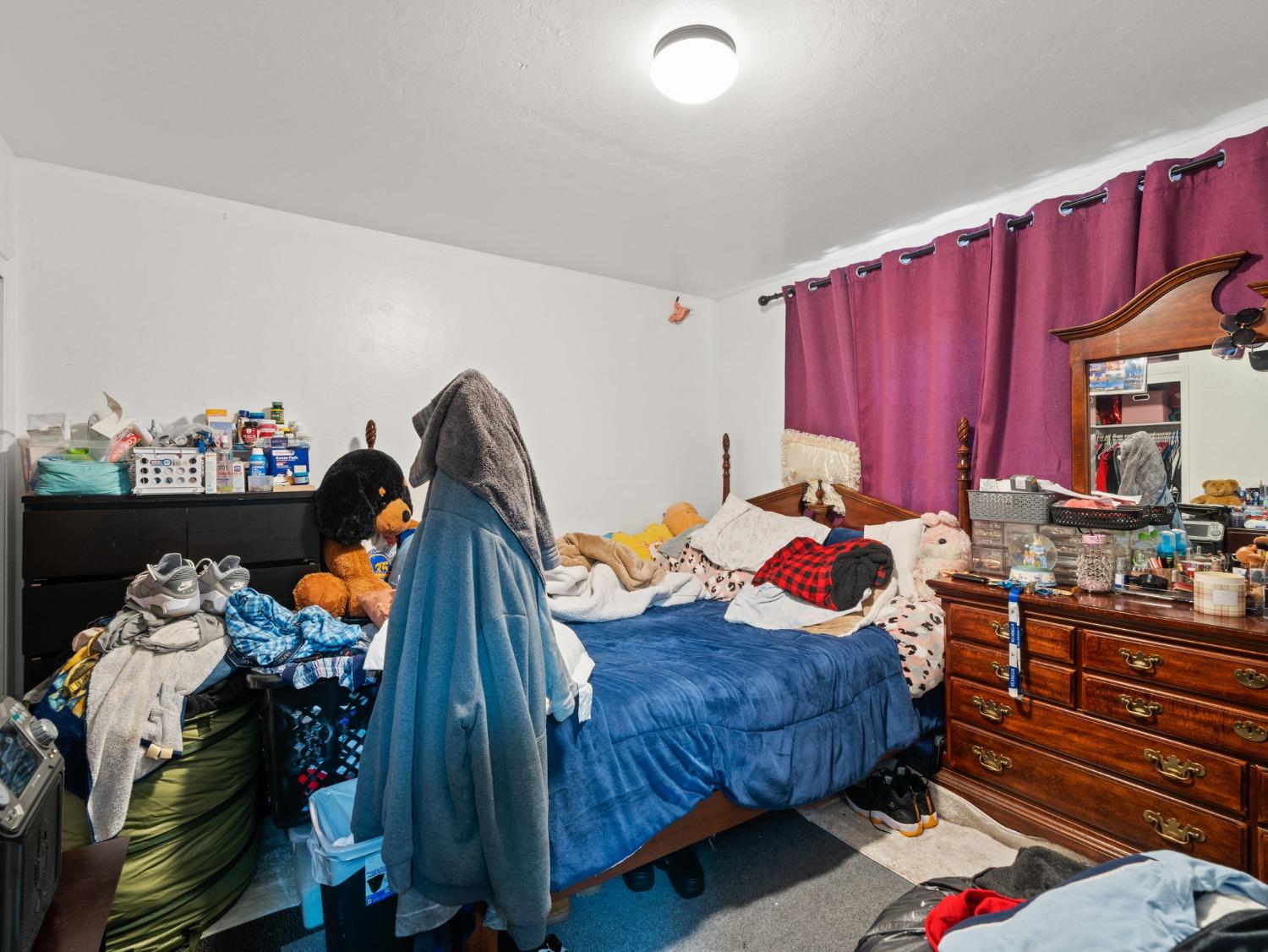 19064 Standish Avenue