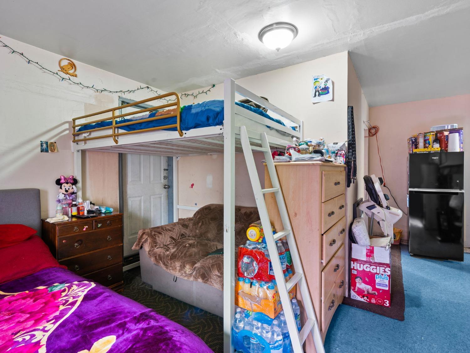 19064 Standish Avenue