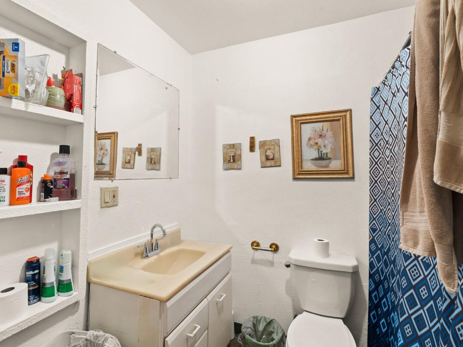 19064 Standish Avenue