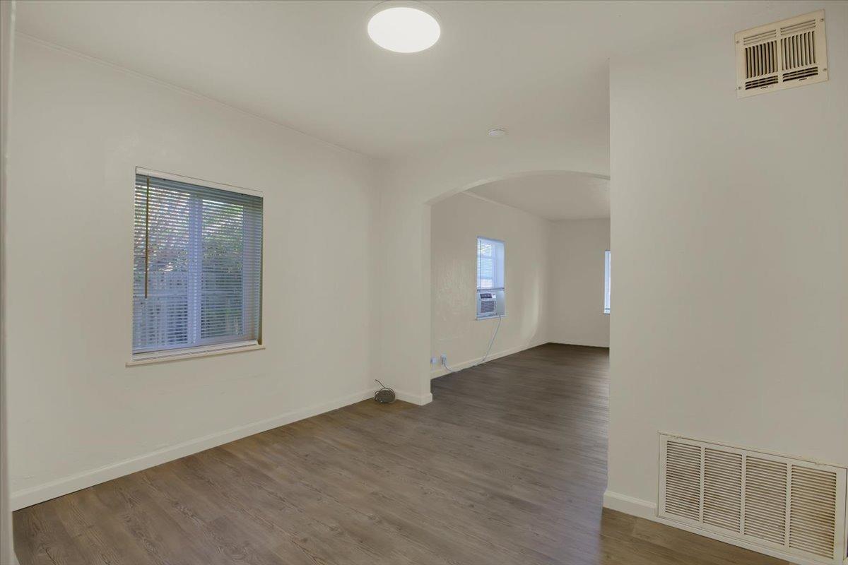 5704 Riverside Drive