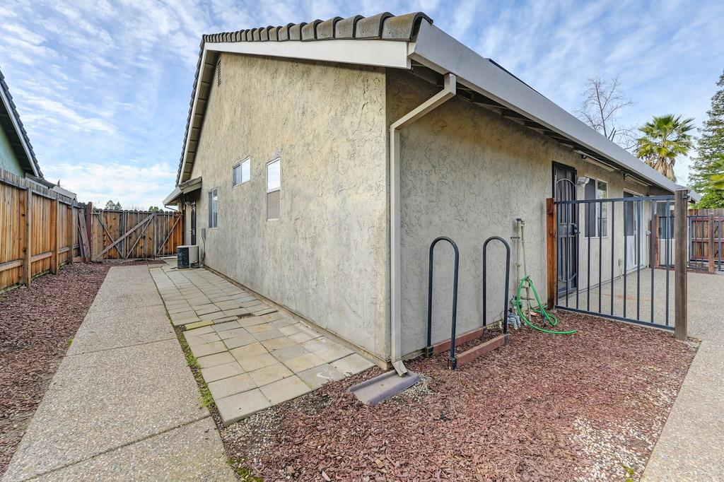 5738 River Run Circle