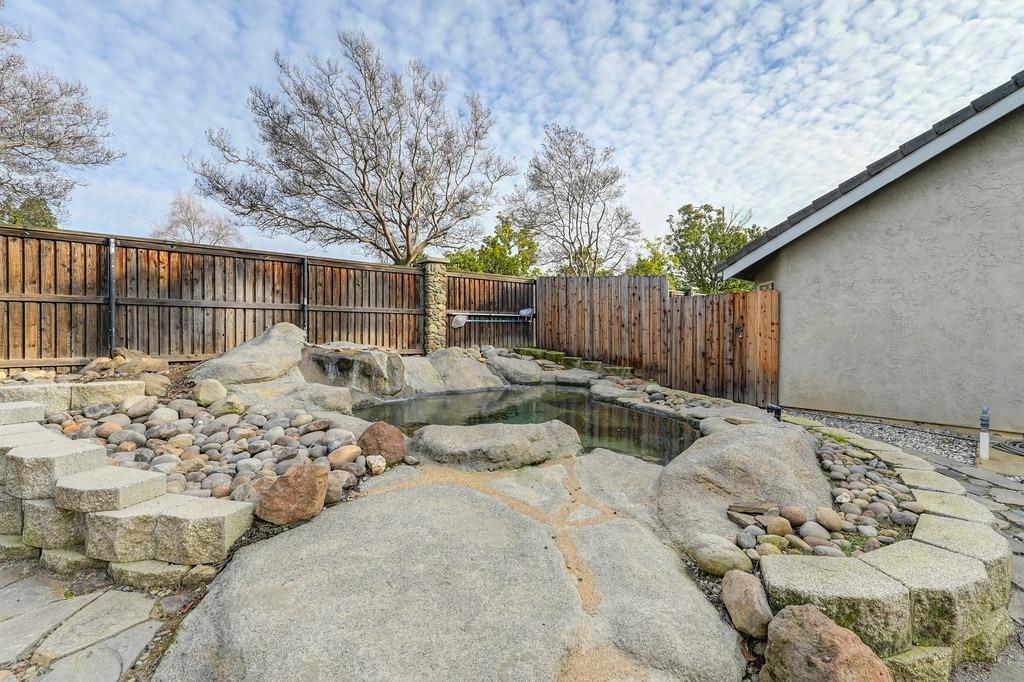 5738 River Run Circle