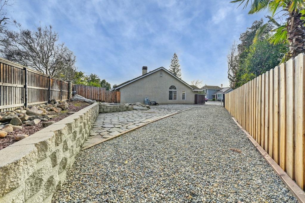 5738 River Run Circle