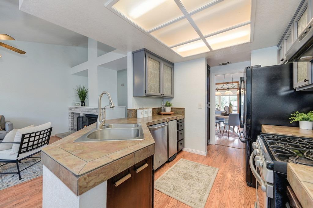 5738 River Run Circle