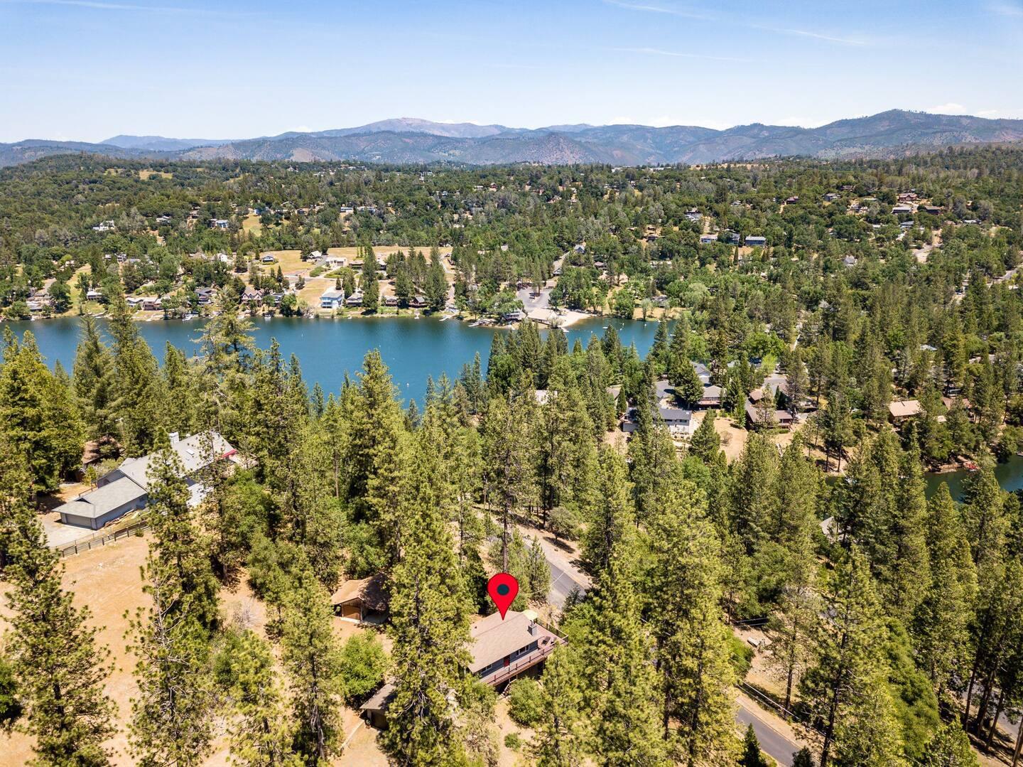 19976 Ridgecrest Way