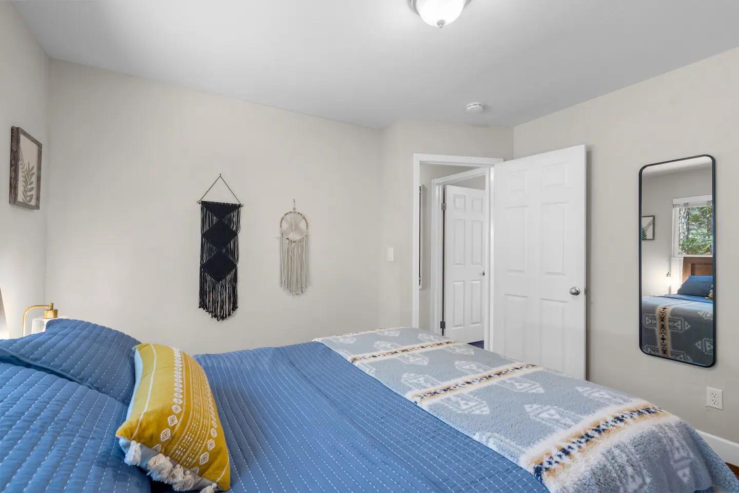 19976 Ridgecrest Way