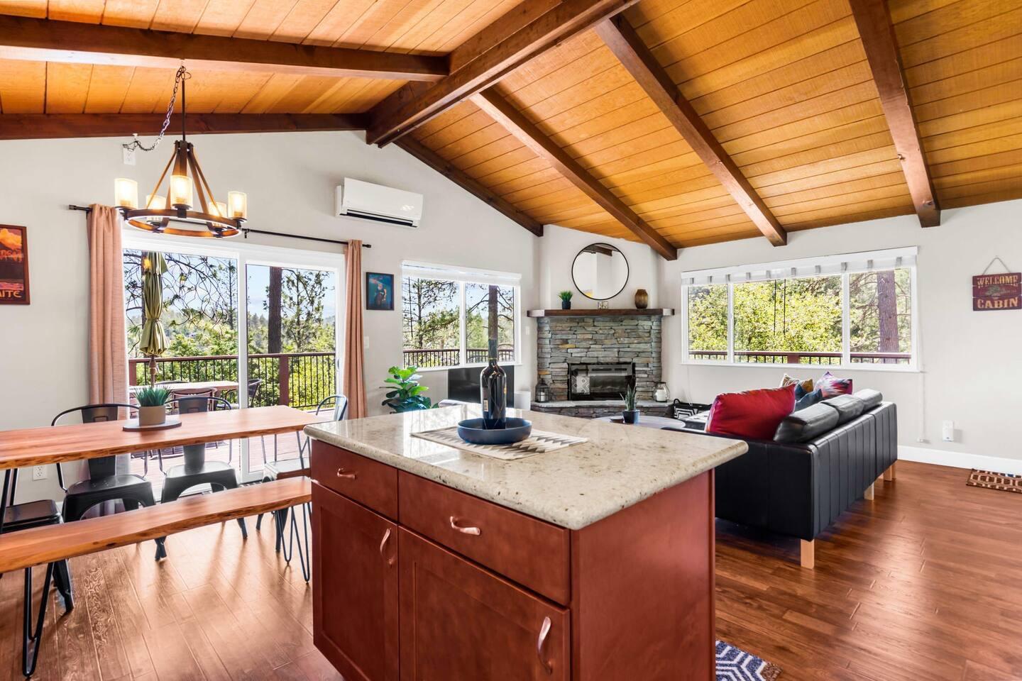 19976 Ridgecrest Way