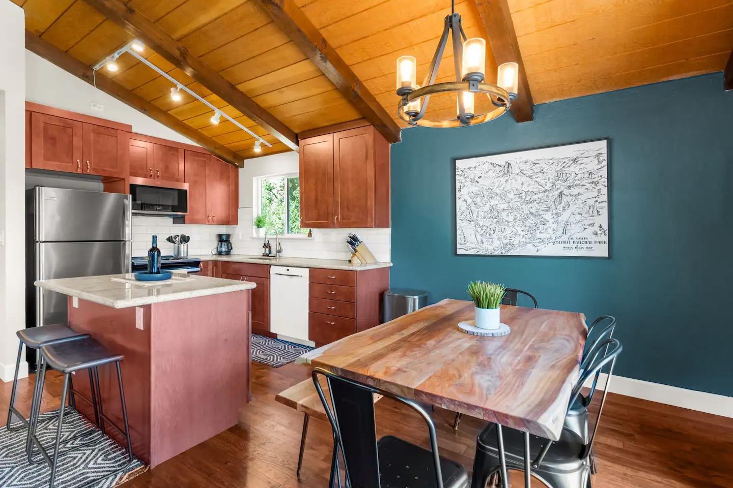 19976 Ridgecrest Way