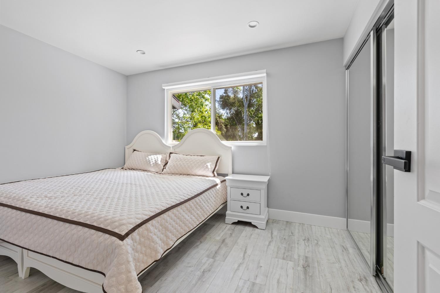 8117 Glen Canyon Court