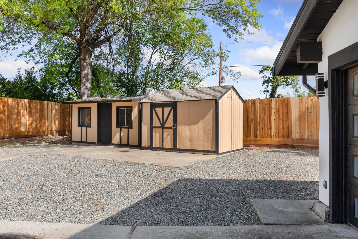 8117 Glen Canyon Court