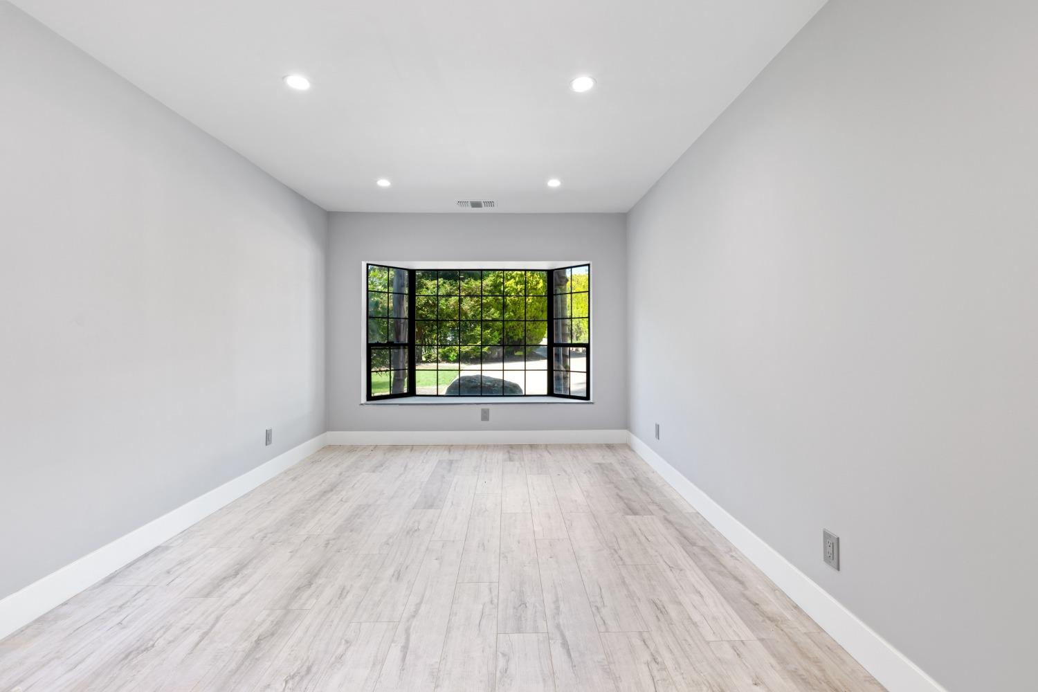 8117 Glen Canyon Court