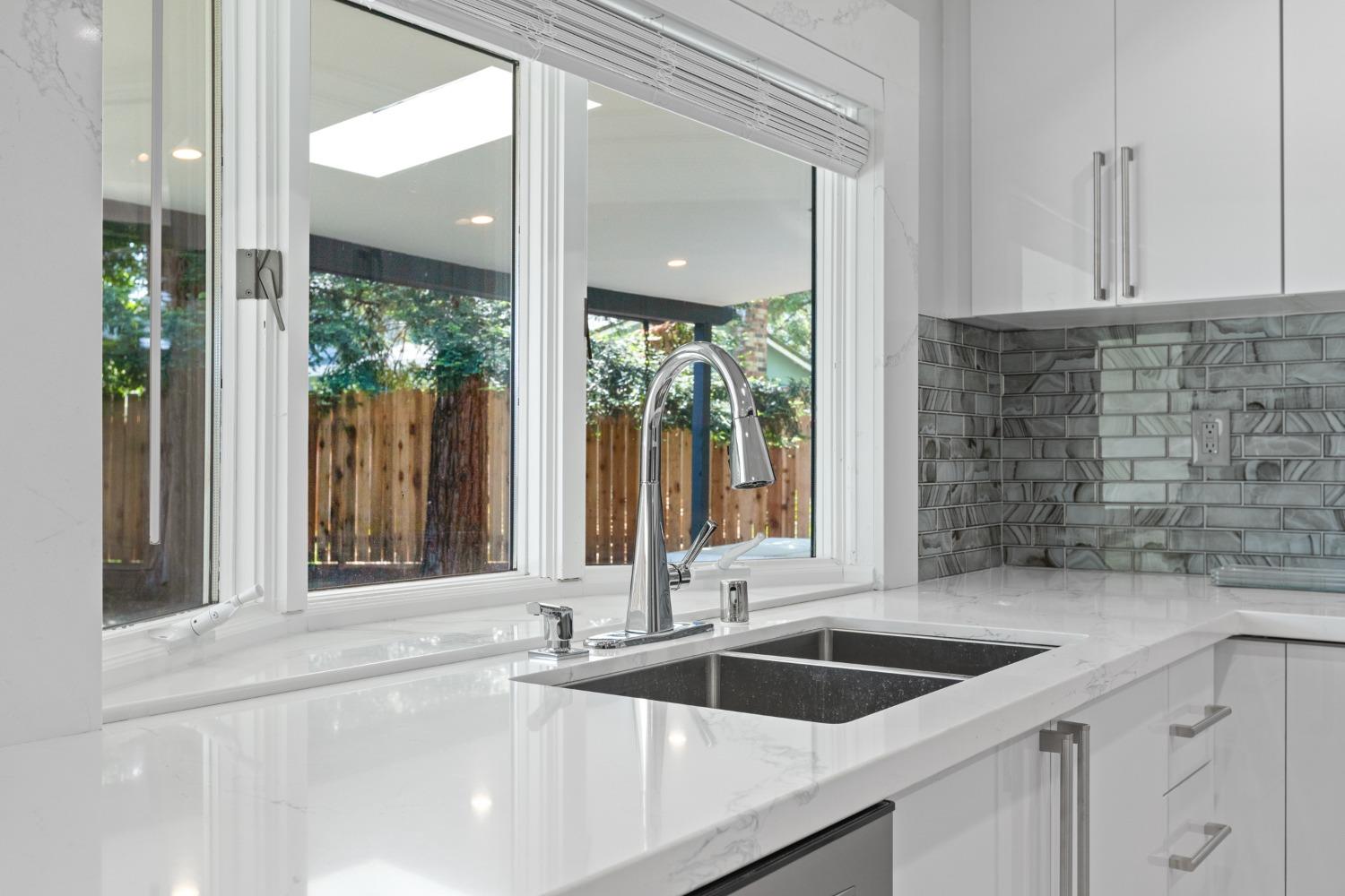 8117 Glen Canyon Court